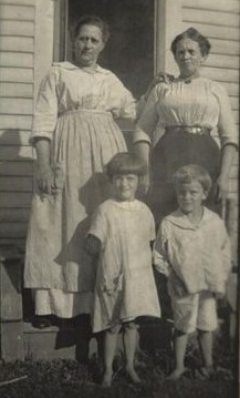 Grandma Jennie Carter,  Stena, Carson & older Grandma2